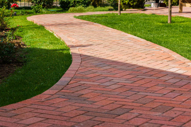 Best Local Driveway Pavers  in Peoria, IL